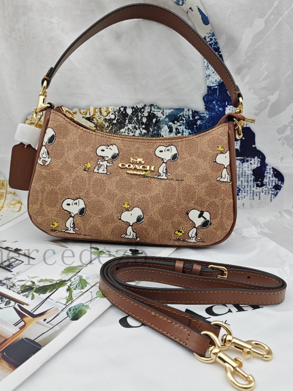 🤑🤑Coach X Peanuts Teri Shoulder Bag In Signature Canvas With Snoopy Print
